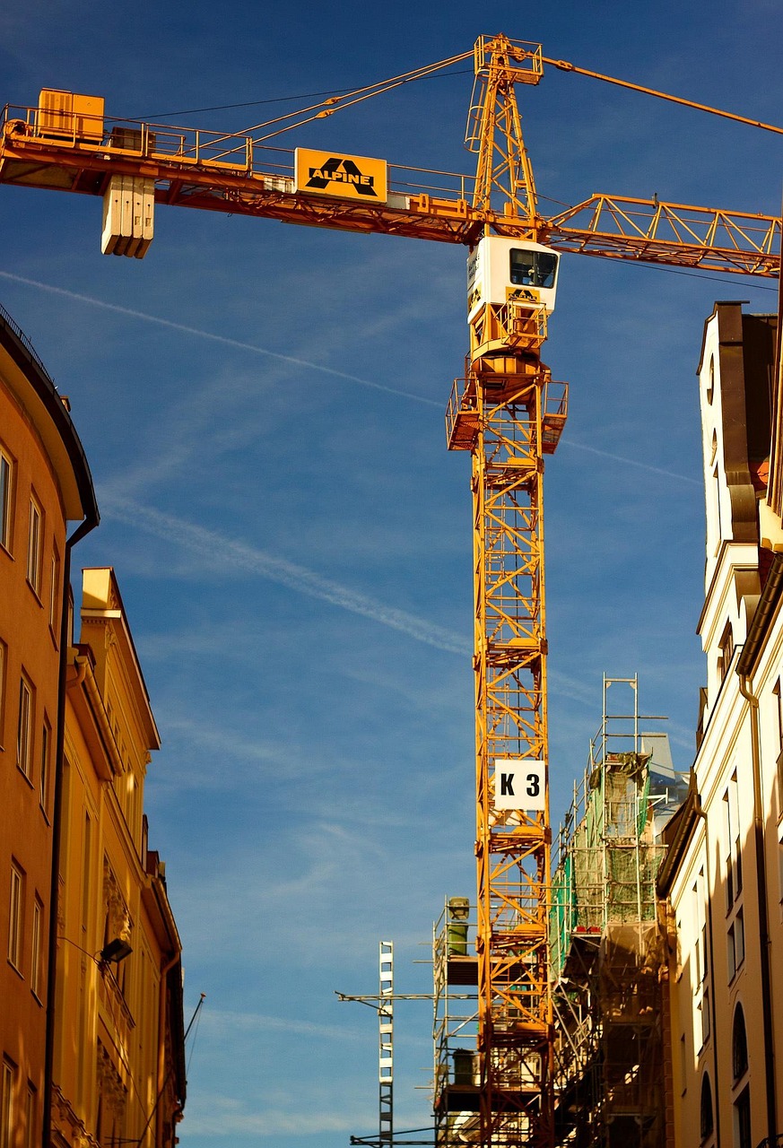 munich, construction crane, machinery, architecture, construction site, assembly, crane, construction work, technology, to build, building, high, construction machine, housebuilding, to lift, construction, heaven, hydraulics, load crane, lift loads, building construction, construction cranes, heavy load, working machine